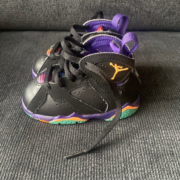 Retro 7 Jordan’s - Picture 2 of 6